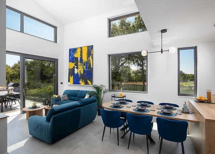 Villa Istriacation *