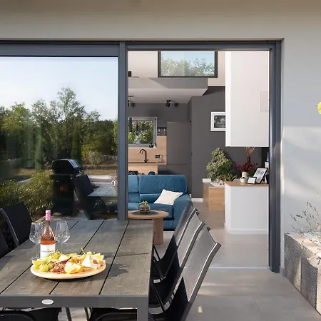 Villa Istriacation Divsici